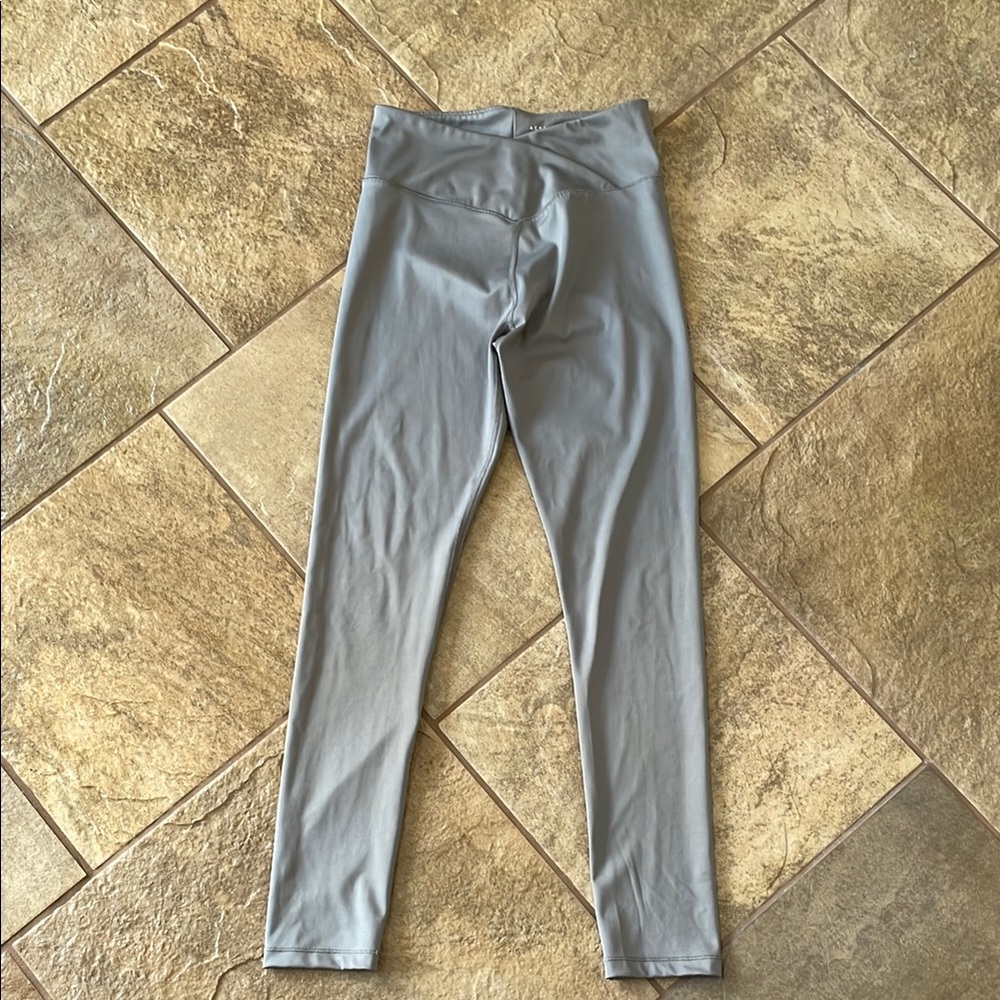 + nwot + AEROPOSTALE Air Soft Crossover High Waisted Leggings